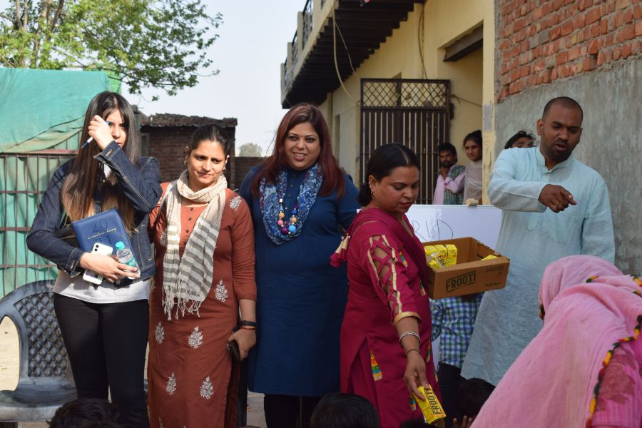 Donate, Connect, and Sponsor a Meal in Dwarka