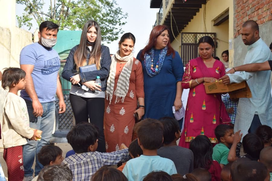 food donation in Dwarka